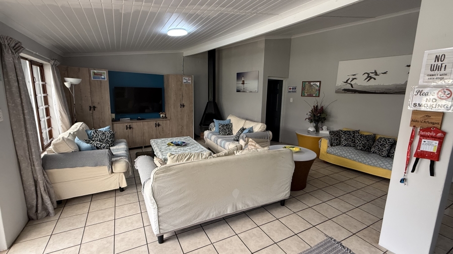 4 Bedroom Property for Sale in Stilbaai Oos Western Cape